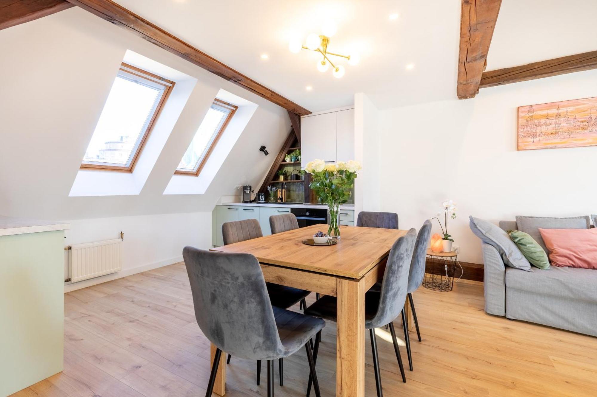 Apartment With Entresol Old Town 크라쿠프 외부 사진